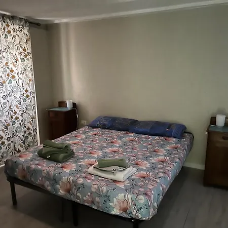 Holiday home Richard S Bow *